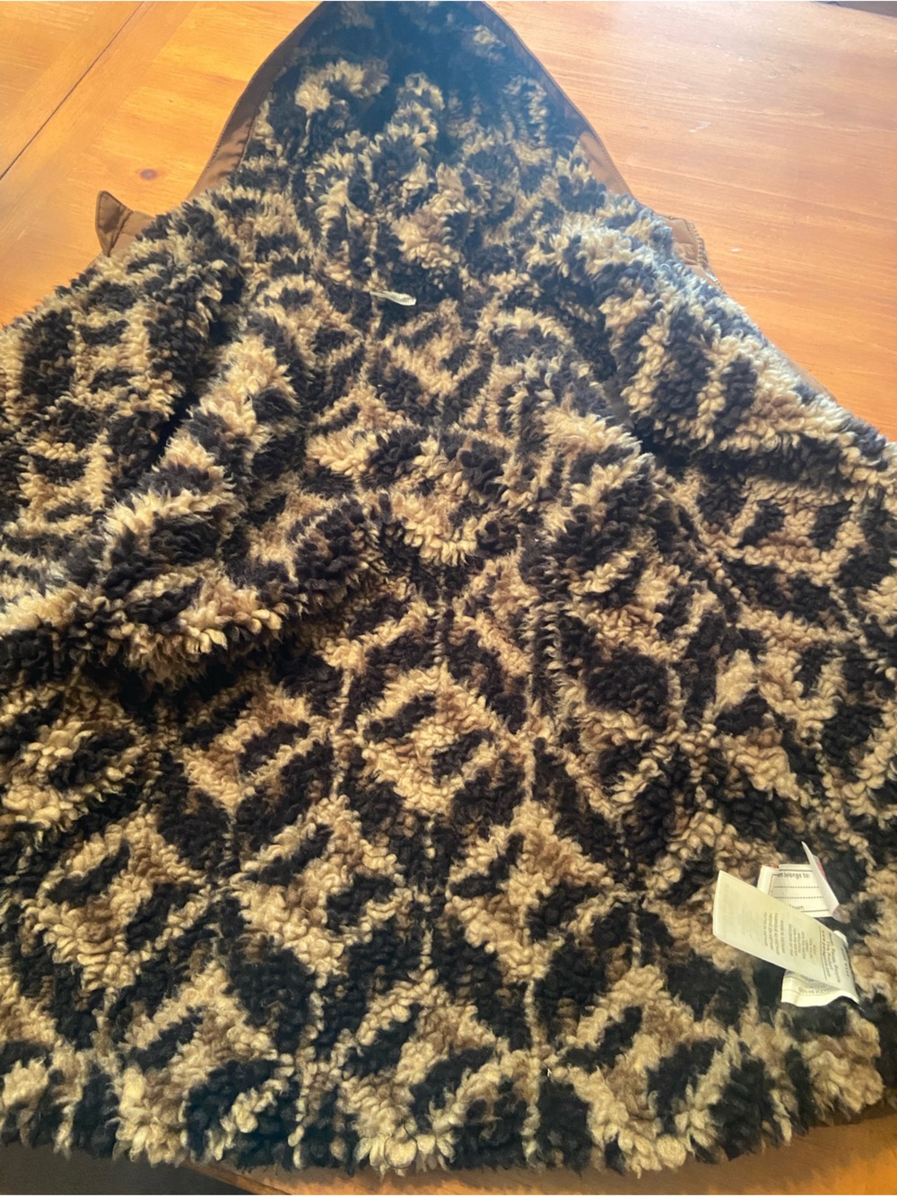 Boys' Infurno Jacket - Patagonia Worn
Wear size 12 Owl Brown - Picture 10 of 12